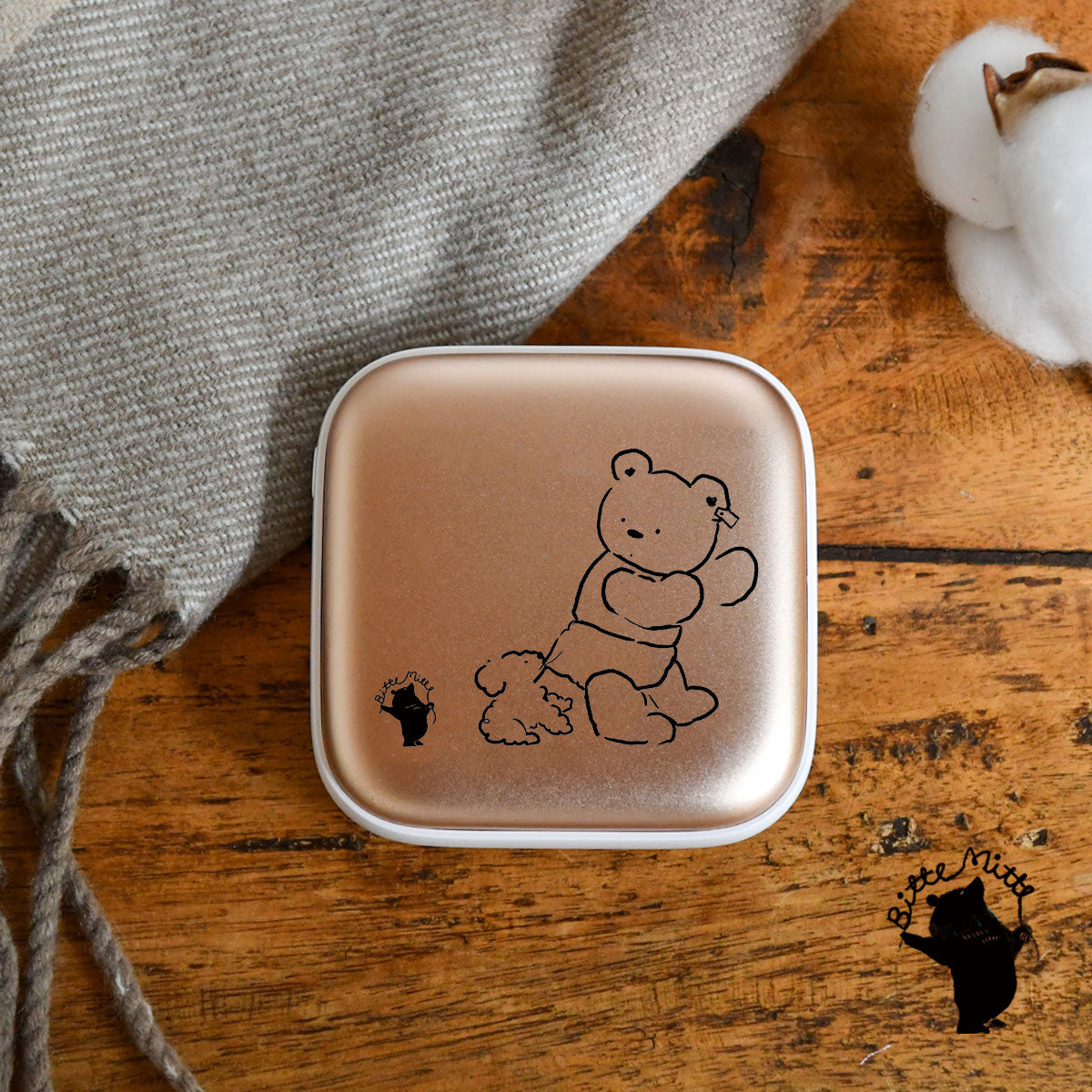 充電式カイロ テディベアとトイプードル